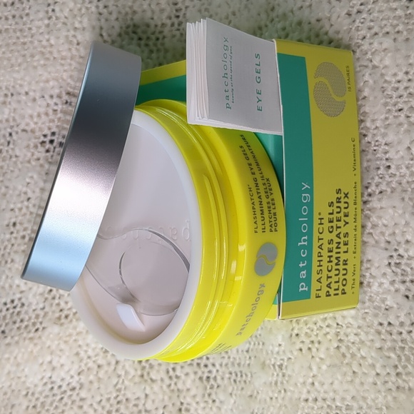 Patchology FlashPatch Illuminating Eye Gels, 15 pairs of eye gels - Picture 2 of 14